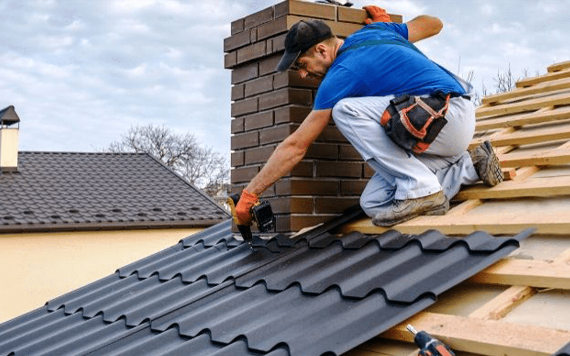 Read more about the article How To Find The Right Roofing Contractor